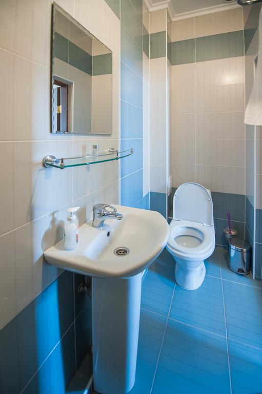 Stella De Lux Hotel Кишинёв Экстерьер фото