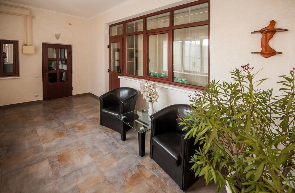 Stella De Lux Hotel Кишинёв Экстерьер фото